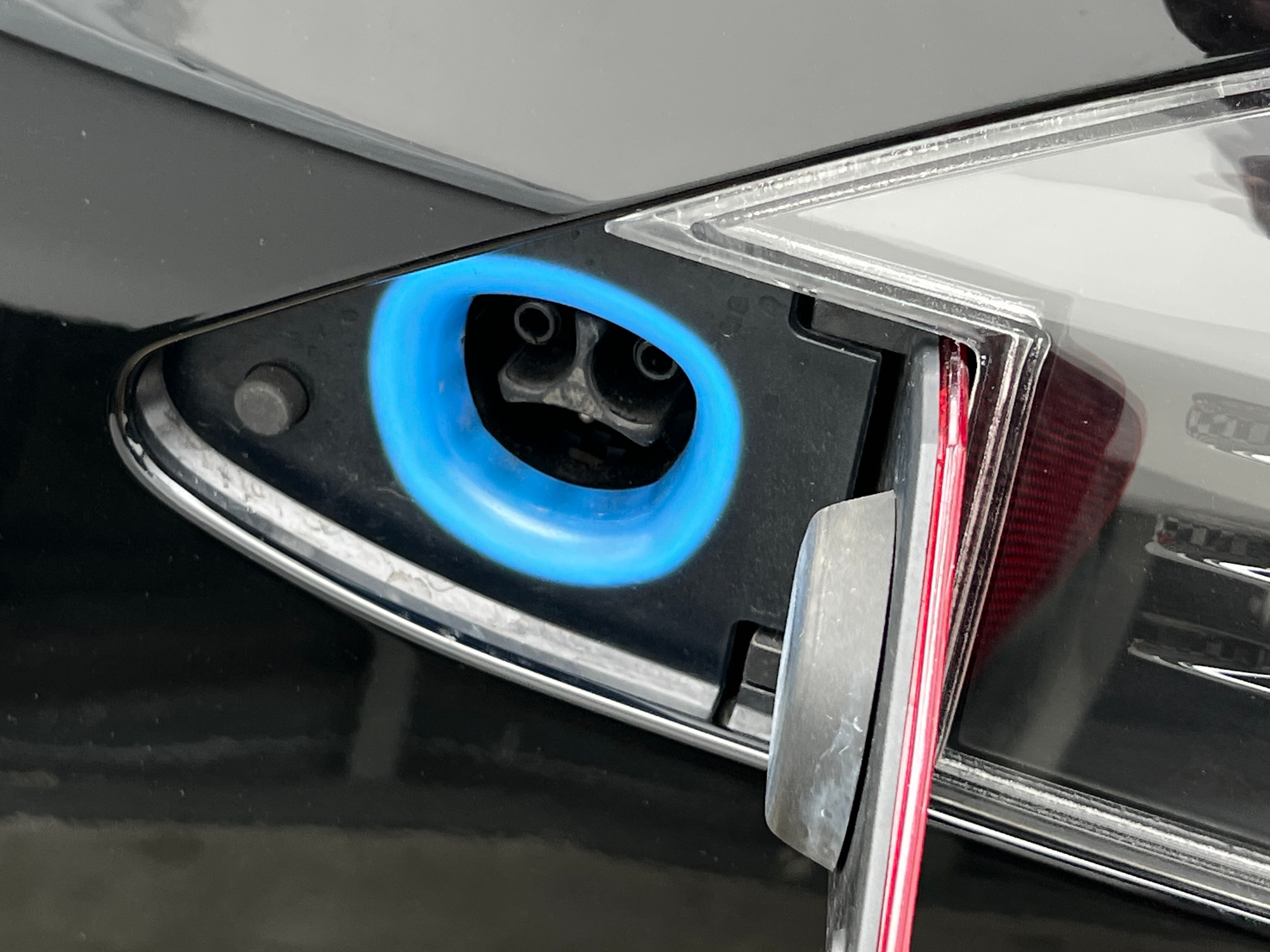 tesla model s 2018 5YJSA1E43JF267949 image tesla model s 2018 5YJSA1E43JF267949 image